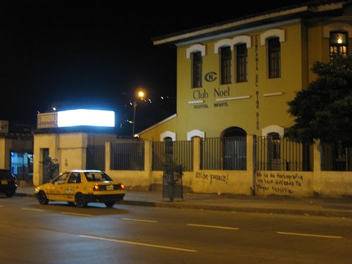 Los Libertadores, Cali, Valle del Cauca, Colombia by LYNAMVR