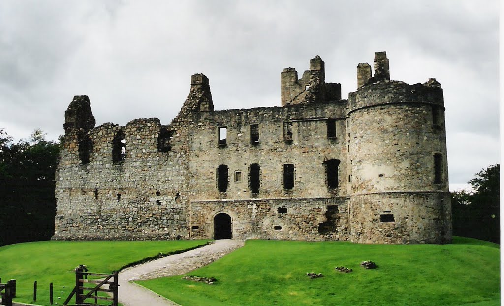 Balvenie Castle by Jesse Aerlyn-Crook