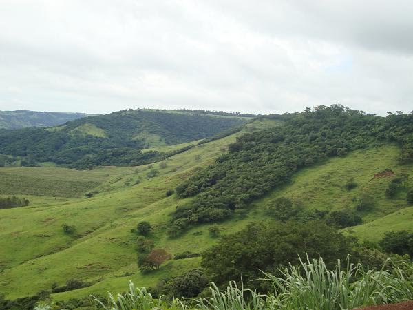 Serra de Botucatu by Claudecyr Vaz de Lim…