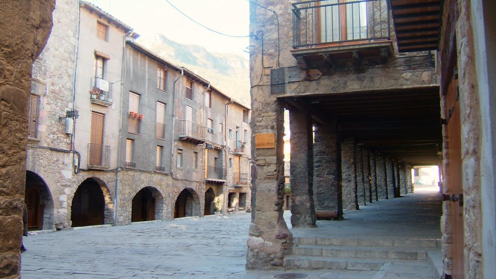 Plaça Porxada de Bagà by Pänta Rheî