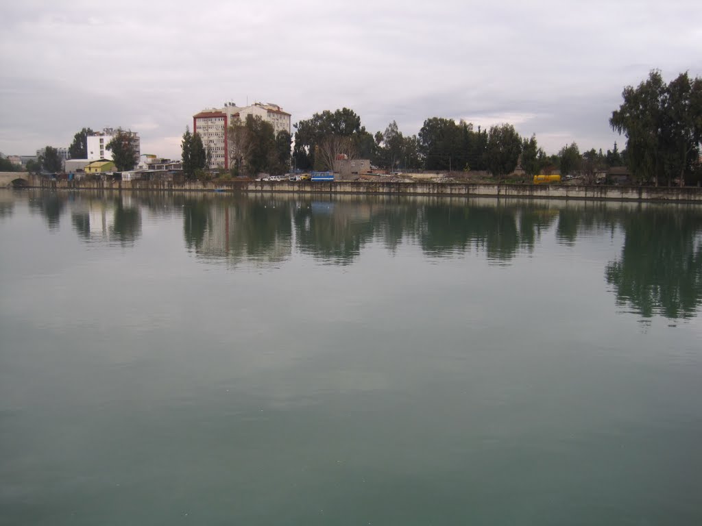 Taşköprü yakınları Seyhan Nehri 1- Eser Hoca by M. Ezher GÜNAY