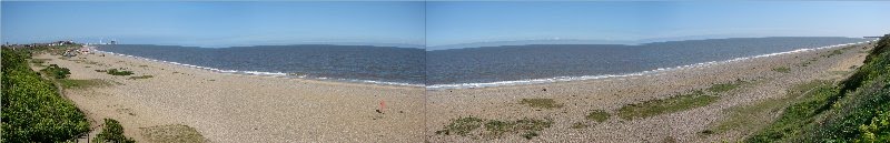 Beach at Pakefield by Chris - Suffolk