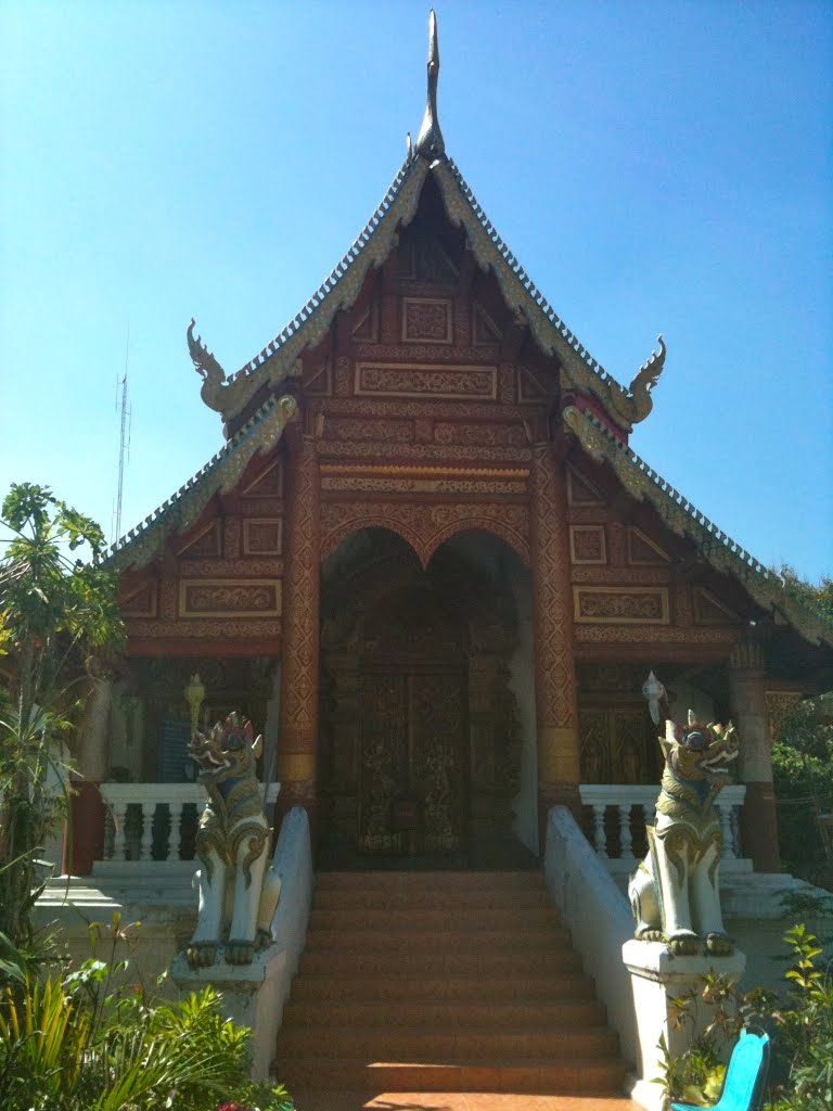 วัดพวกหงษ์ Wat Puak Hong by ludwig_zwei