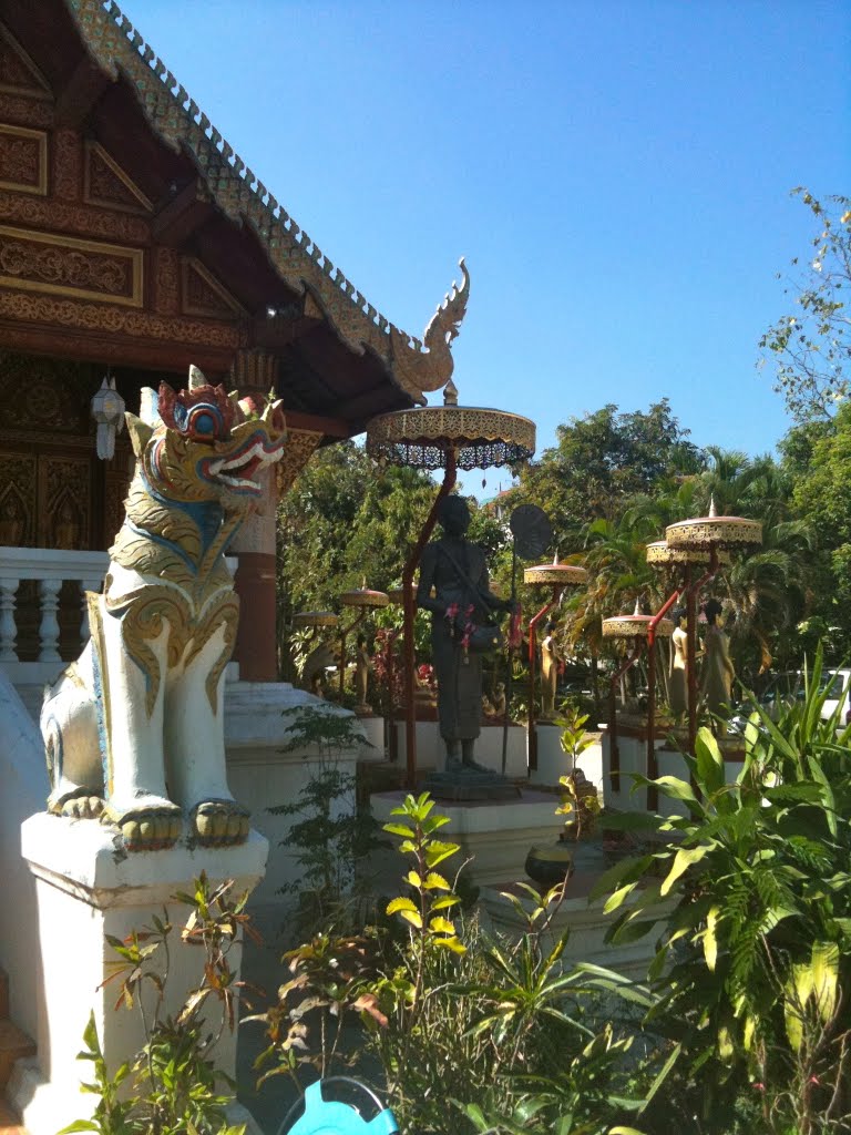 วัดพวกหงษ์ Wat Puak Hong by ludwig_zwei