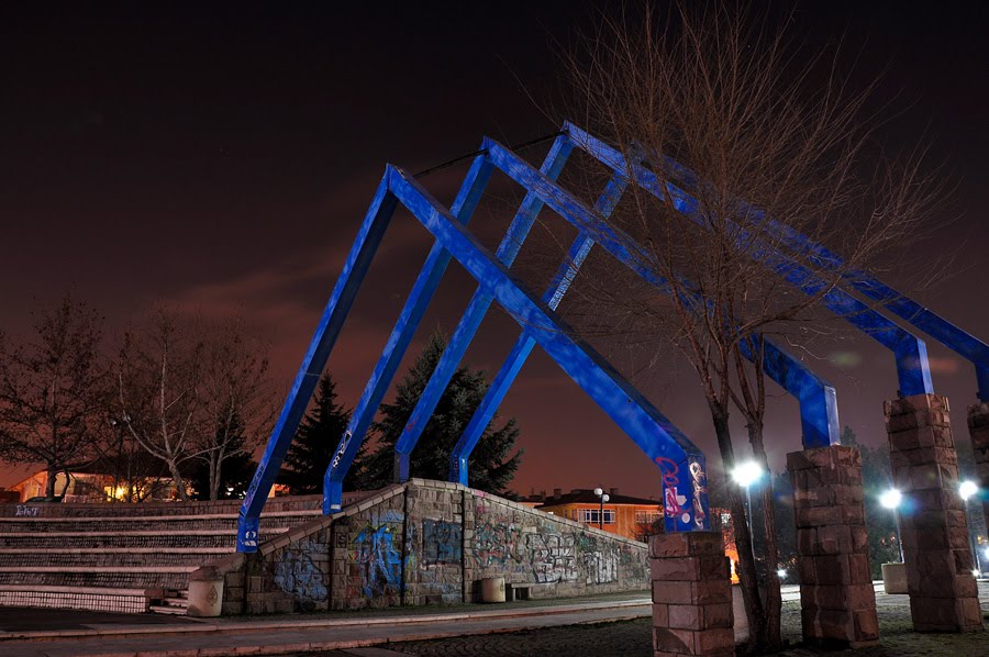 Anıtpark gece görüntüsü by Kaan Kocakoglu