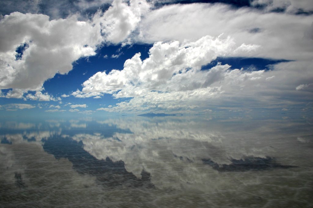 Orizzonte nel salar de uyuni by renato marelli