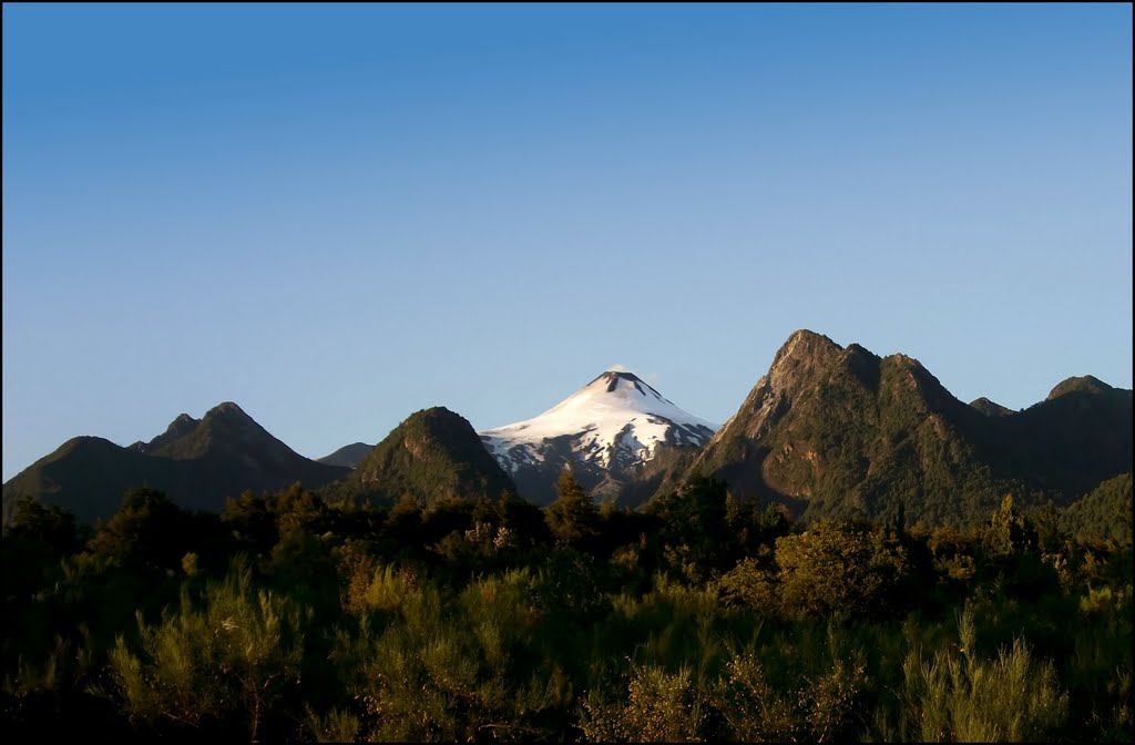 " Volcano Villarrica " Pucón-Chile / By: Jorge Campos Vivallos by JORGE CAMPOS VIVALLOS/ fromPucon