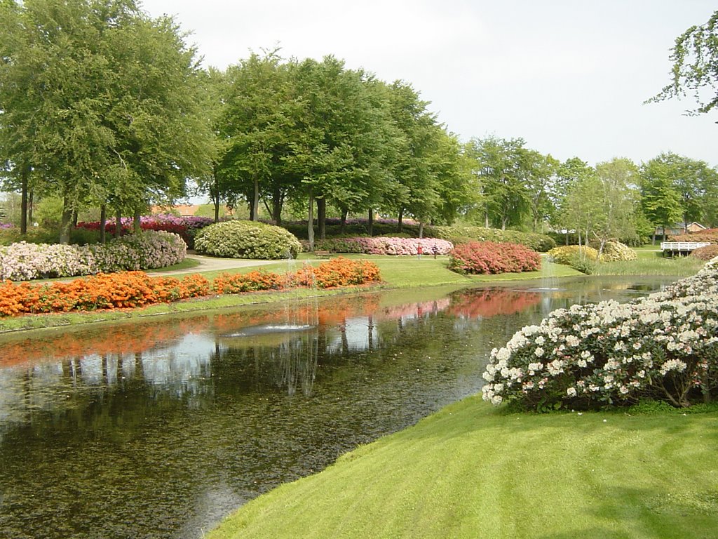 Rhodendendronparken by Flemming Jacobsen