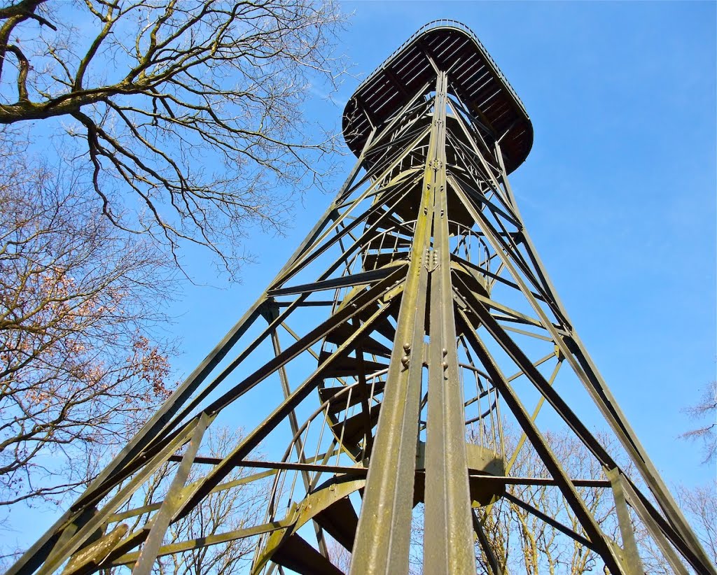 Hardtbergturm by Burgbiber