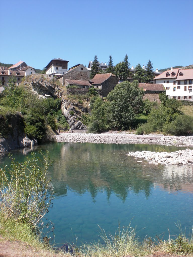 Hecho. Parque Natural Valles Occidentales.Pirineos by Porlibre