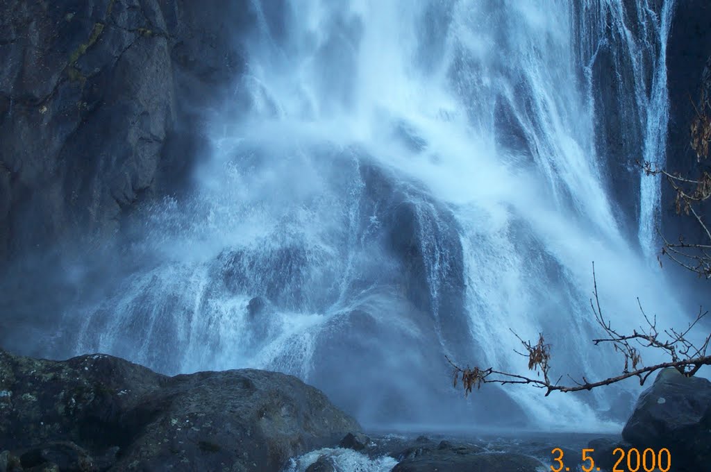 Aber falls. near bangor north wales by pentaxman