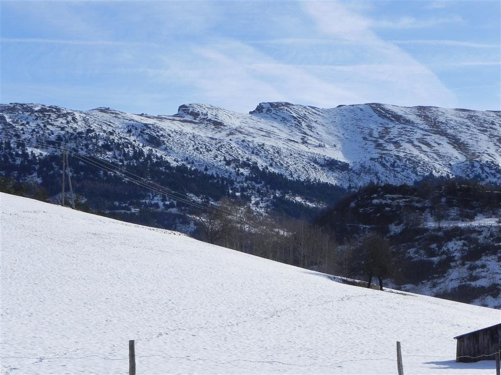 La montagne du Serpaton, vue du col des Deux by Bruno Durand