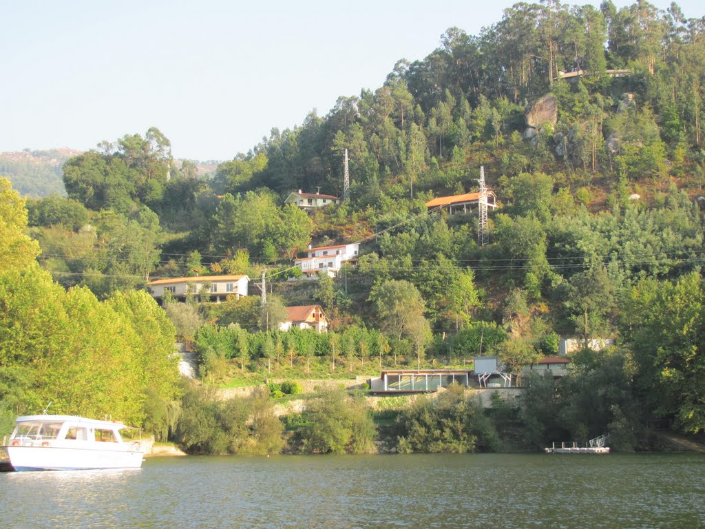 Albufeira da Barragem da Caniçada, 2010Out by Luís Paiva Boléo