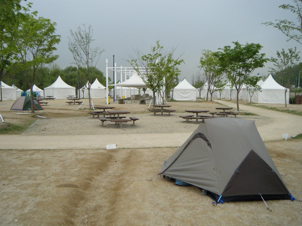 Nanji camping, Seoul by gary4now