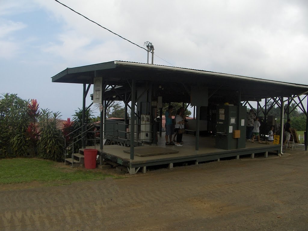 Outdoor Coffee Bean Processing facility at Greenwell Farms. 2007-06-13 by deanstucker