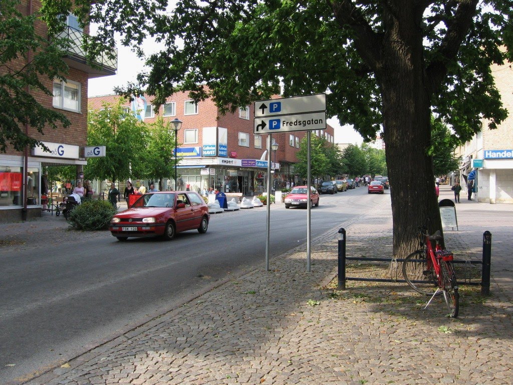 Nynäshamn Szwecja - centrum by Michał Kozłowski.