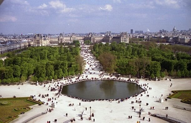 Tuileries and Louvre, Paris by chrishyde