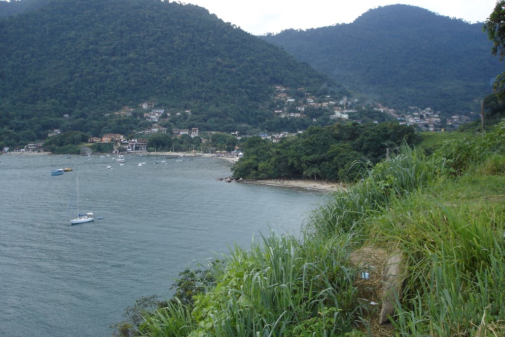 Angra dos Reis by Eddie Questell