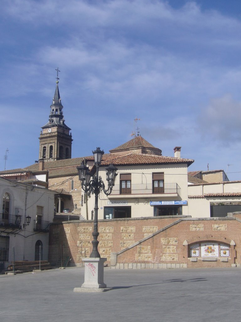 Mentrida. Plaza Grande by jmd1969