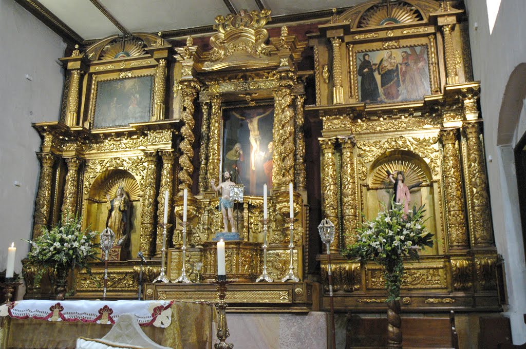 IGLESIA DE SANTA BARBARA, USAQUEN BOGOTA COLOMBIA ALTAR by JCGH1975FOTOGRAFO