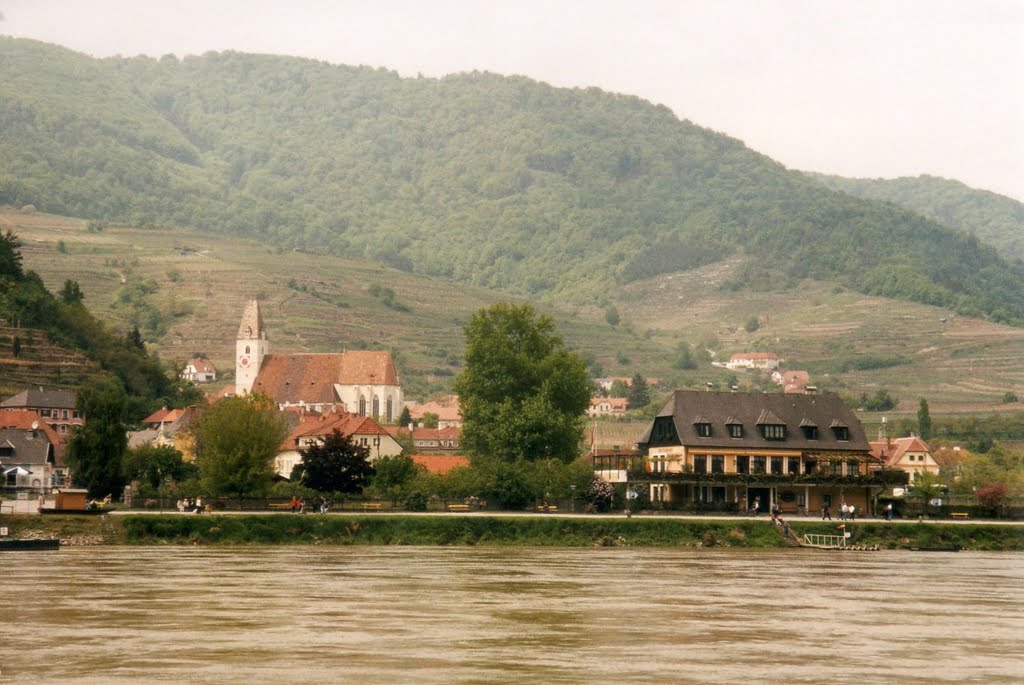 A-Spitz a.d. Donau - in der Wachau (1999) by Heinz Gansweidt