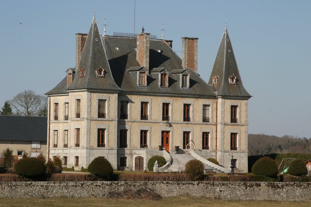 Château du Boisquéraud by Carrazé Jean-François