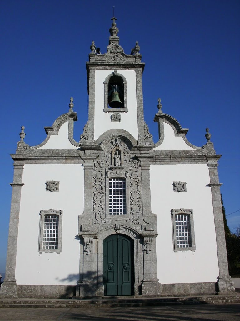 Igreja São Paio d'Antas by daVenda