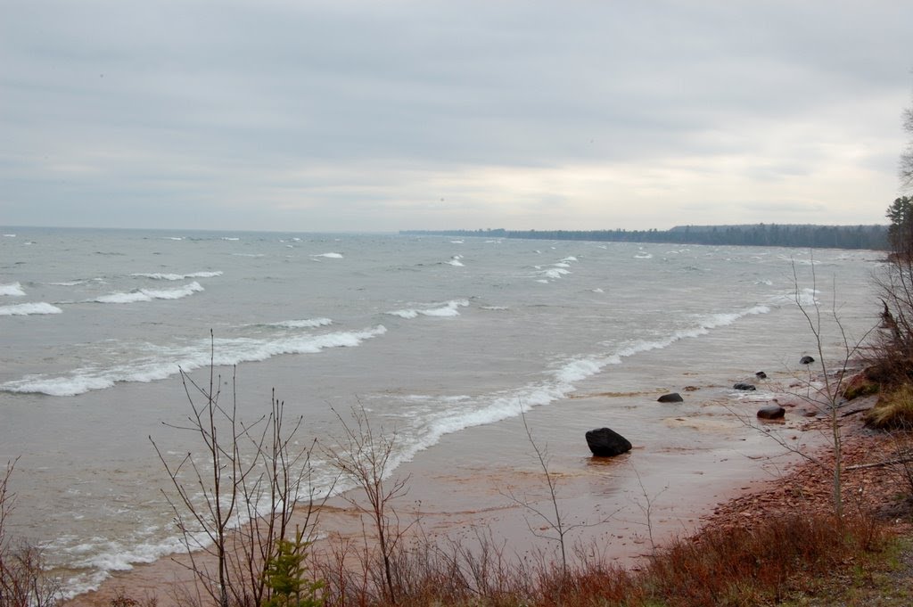 Lake Superior Shoreline on the Keweenaw Peninsula by conradthedog