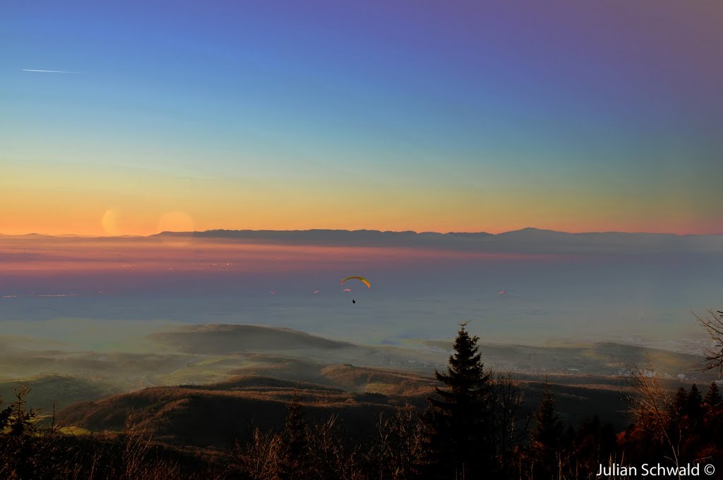 Sonnenuntergang mit Gleitschirmflieger by Photographer D300s