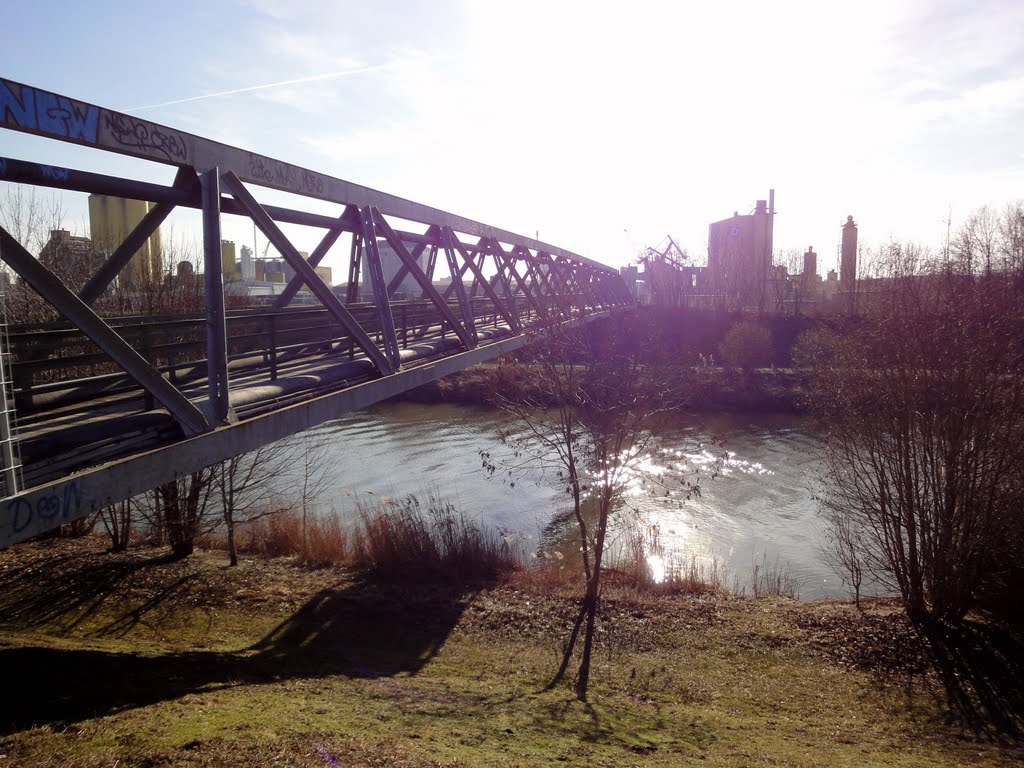 Rohrbrücke über die Lippe by Foto Fitti