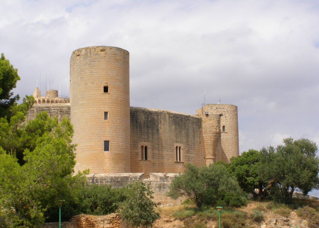 Castillo de Bellver by Max KLM