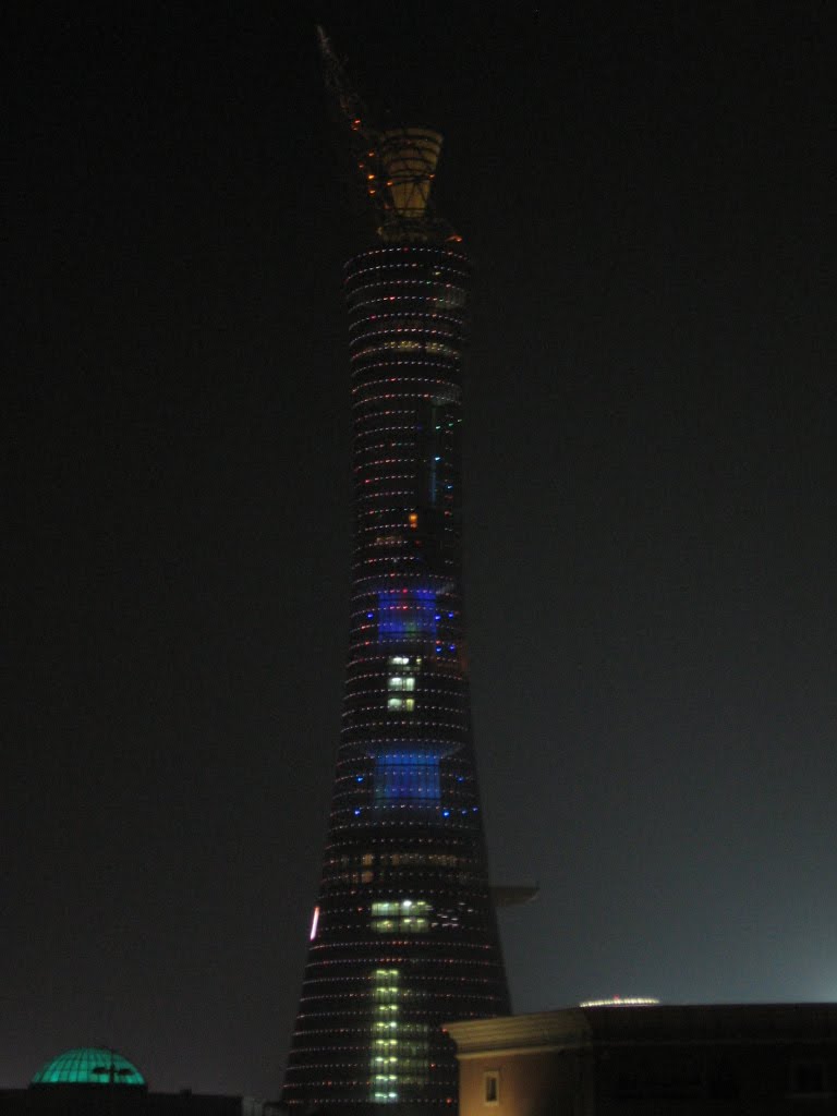 Aspire tower from park.. by Toni K.