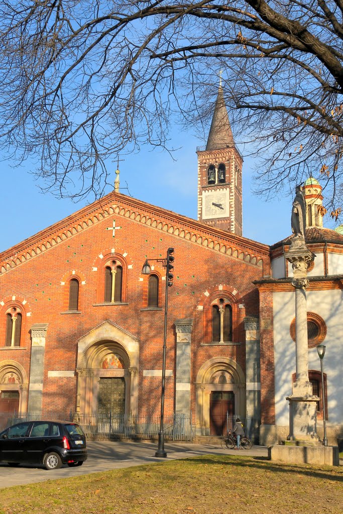 Milano, Basilica di Sant'Eustorgio - 2011 2 by mario ghezzi