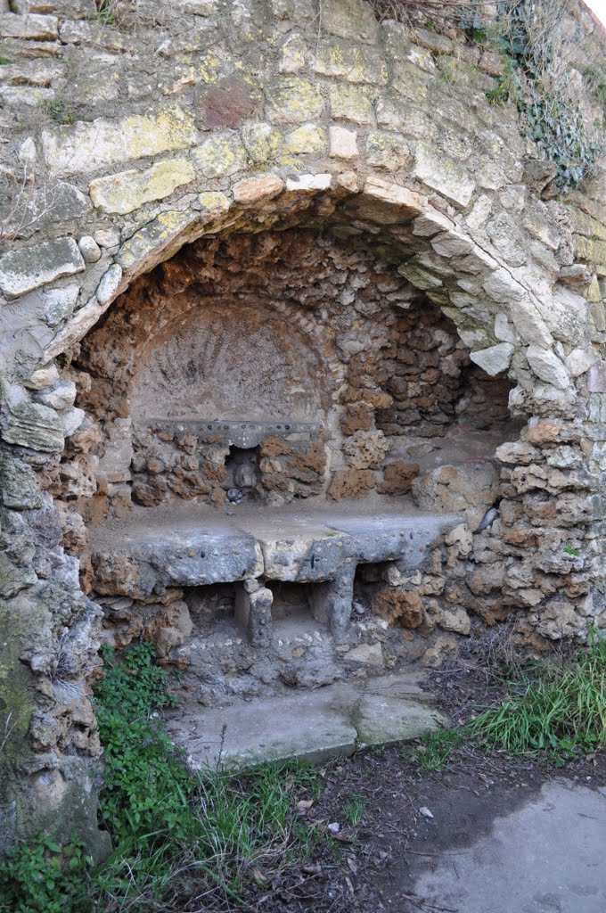 Brouage . Grotte des Prètres Déportés by bregeon pascal