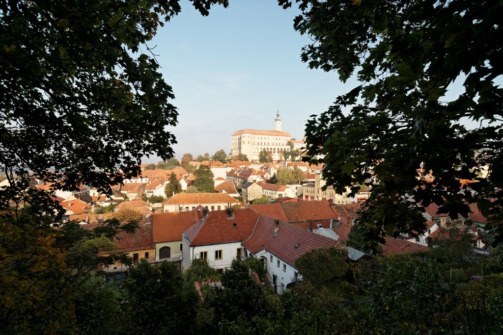 Mikulov - Novokopečná - View NW towards Mikulov Castle by txllxt