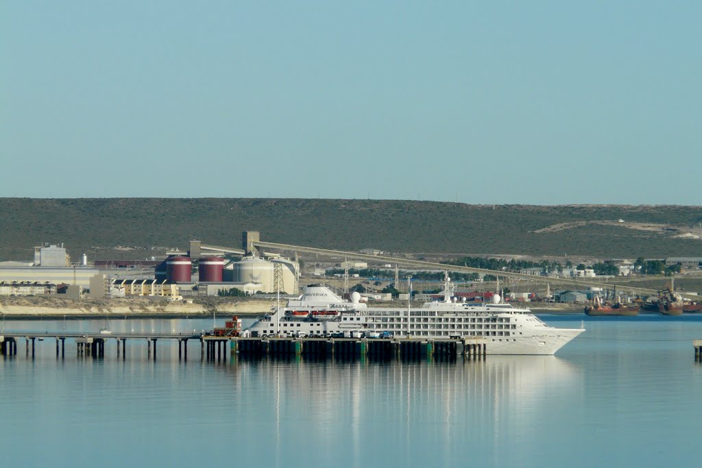 Puerto Madryn - Argentina by Joseph-Cro