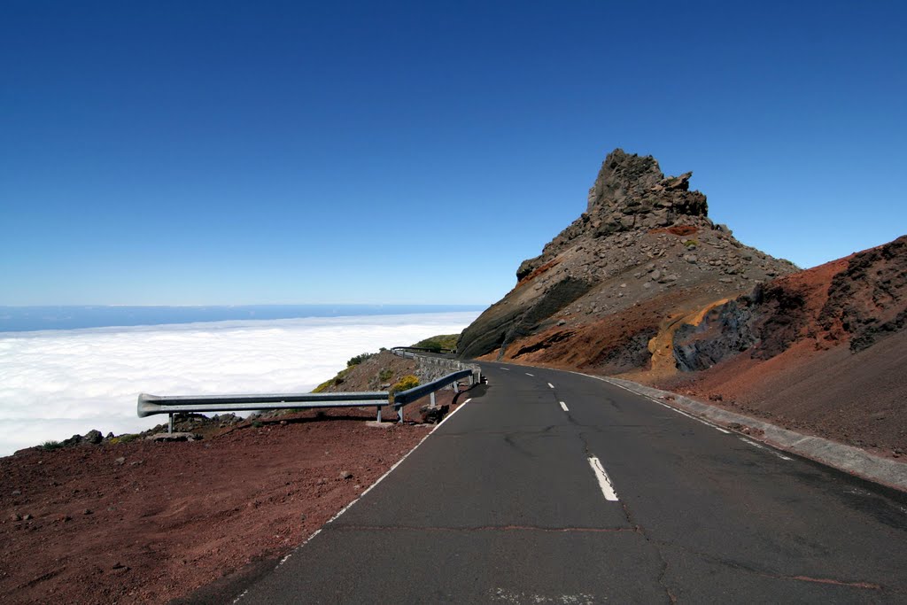 La Palma 2010: Colors above the clouds. by arco_on_tour