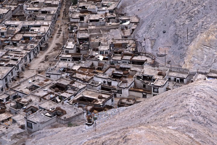 Gyantse by Dirk Jenrich