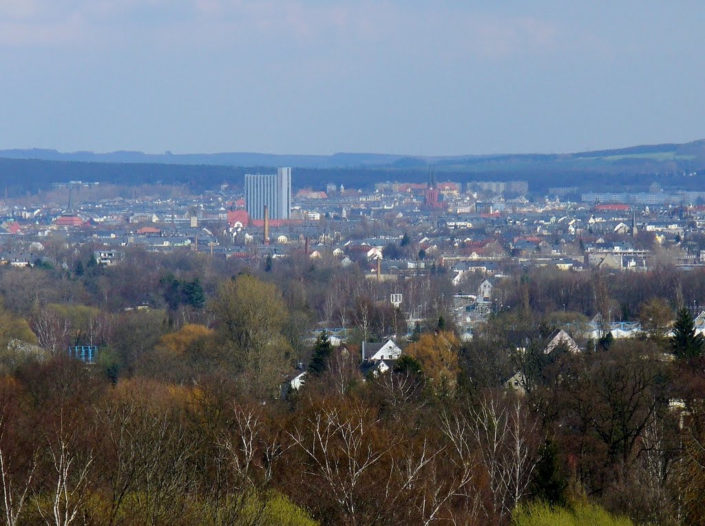 Chemnitz OT Rabenstein - Oberfrohnaer Strasse mit Blick (Zoom) auf Chemnitz by Thomas Eichler