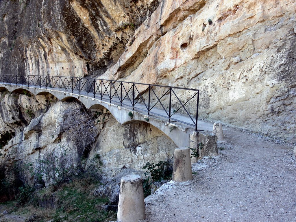 EMBALSES DE MADRID. 2011. 07. Presa del Pontón de la Oliva (1858). Camino de servicio. by Carlos Sieiro del Ni…