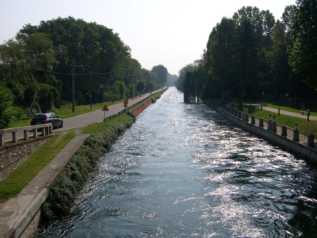 Cassinetta di Lugagnano-Naviglio Grande verso Abbiategrasso by ©Luigi Petrazzoli