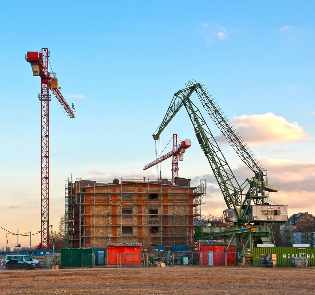 Zollhafen im Umbau by weltbrei