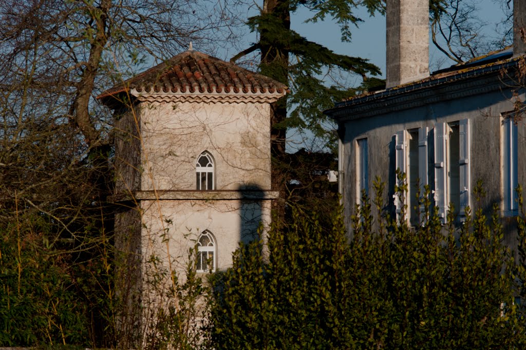 33 St SEURIN DE CADOURNE-Bardis-château Verdus by Joël Baijard