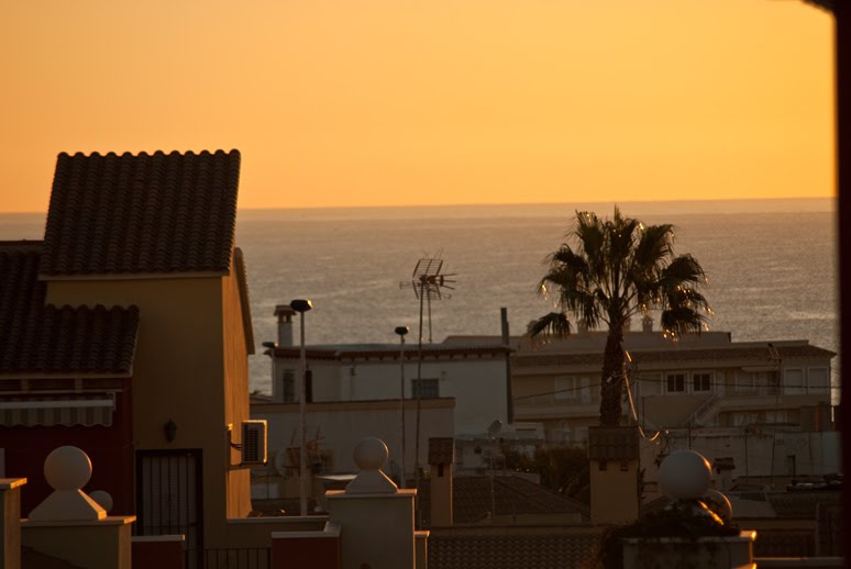 Sunrise in Torrevieja by geirotto