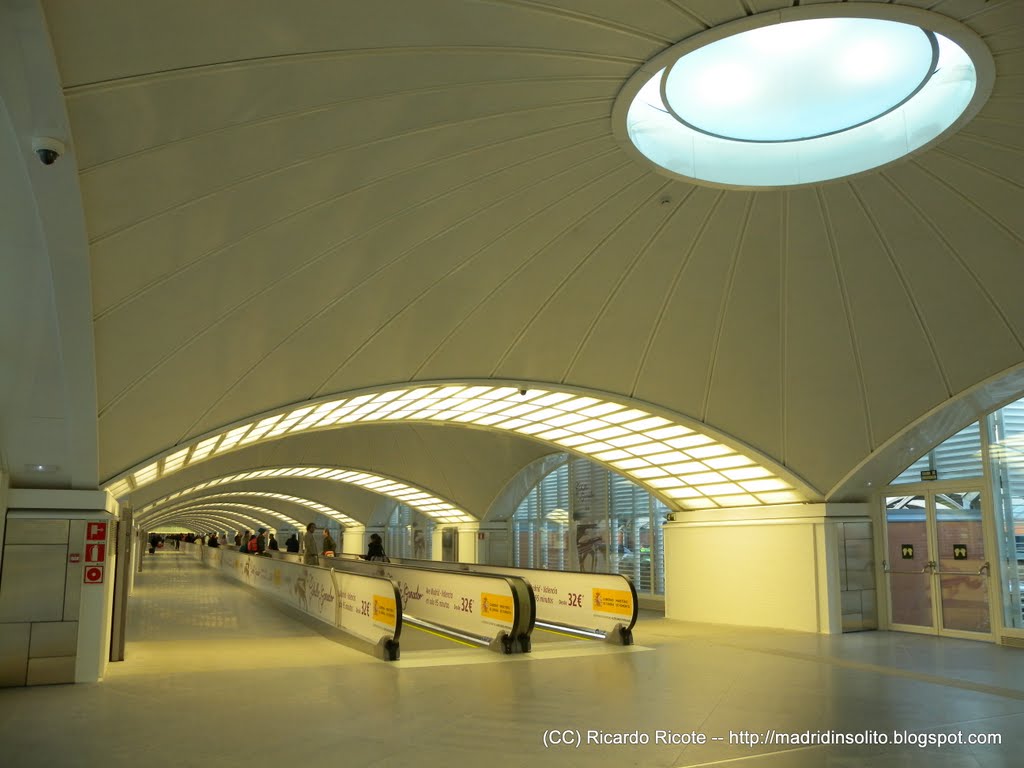 Estación de Atocha by Ricardo Ricote Rodrí…