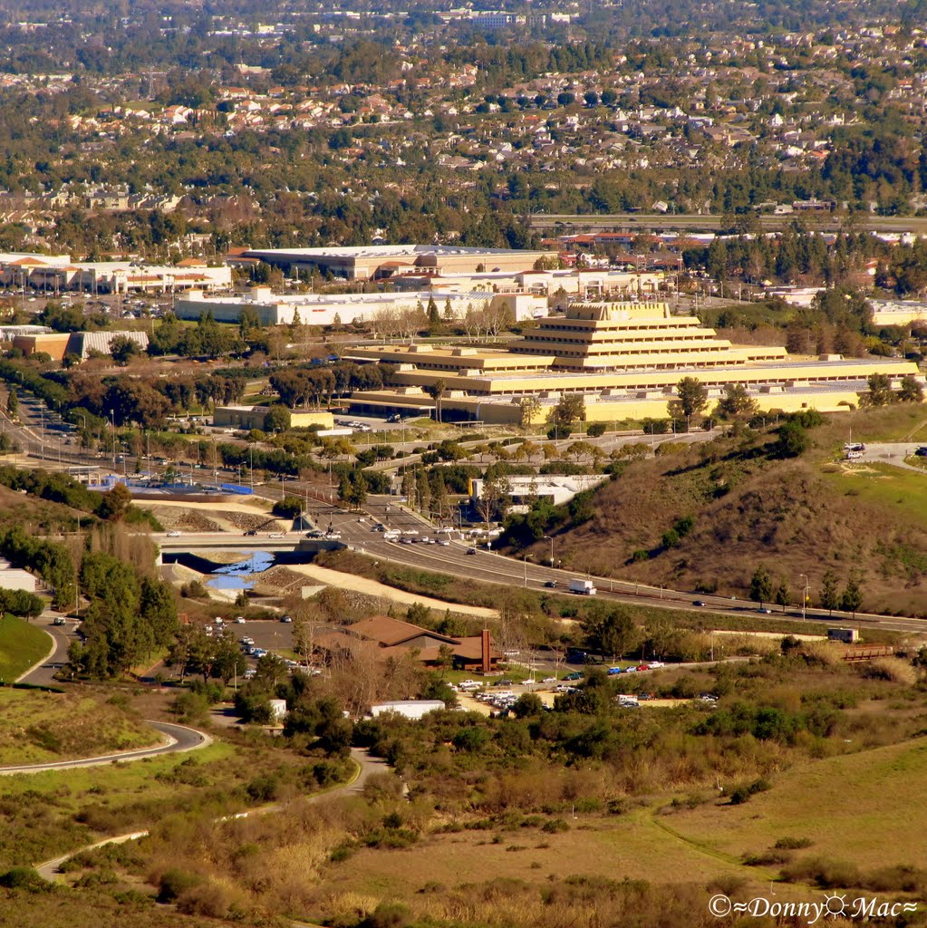 Chet Holifield Federal Building by D☼≈≈YmAc