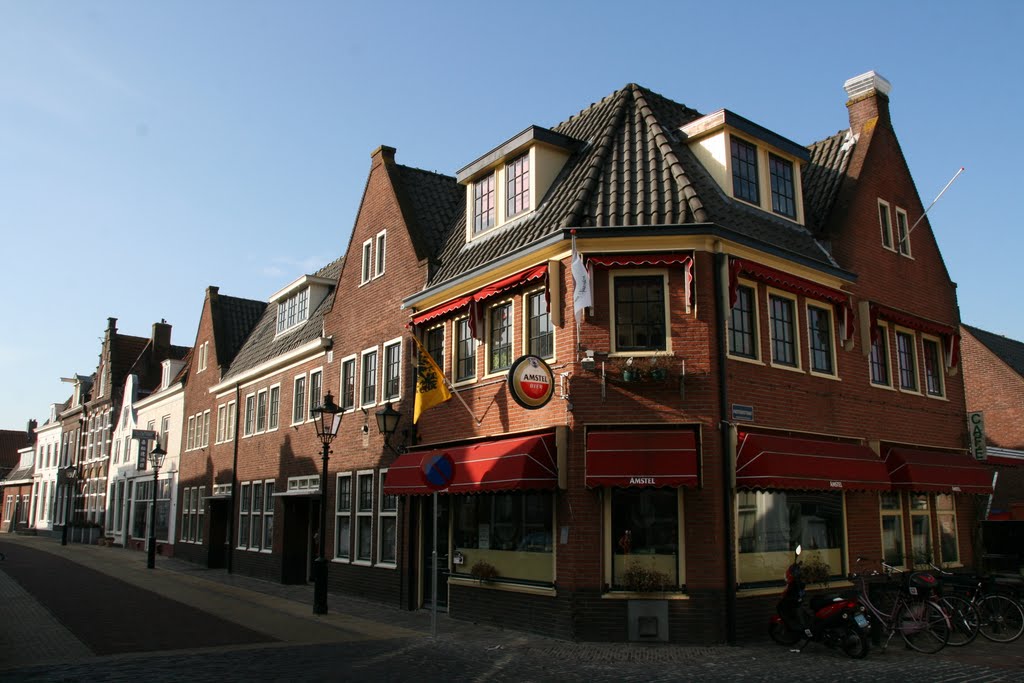 Hoekpand Cattenhagestraat met Pastoorstraat, Naarden. by Carl030nl