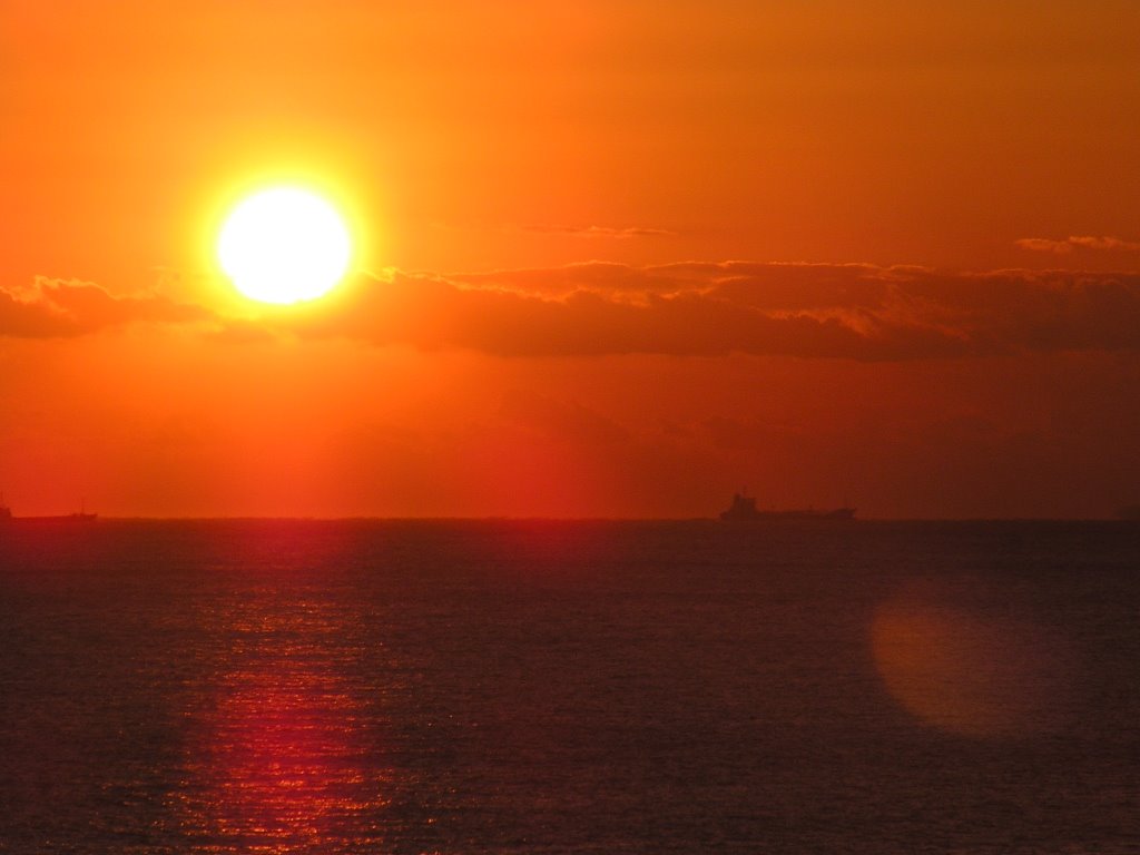 下田市　白浜中央　日の出 by www.izurainbow.com