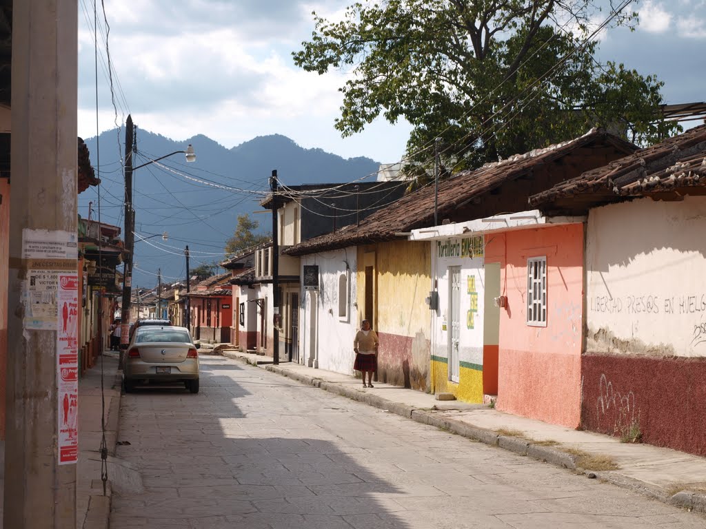 Barrio del Cerrillo, 29220 San Cristóbal de las Casas, Chis., Mexico by Olav Sejeroe