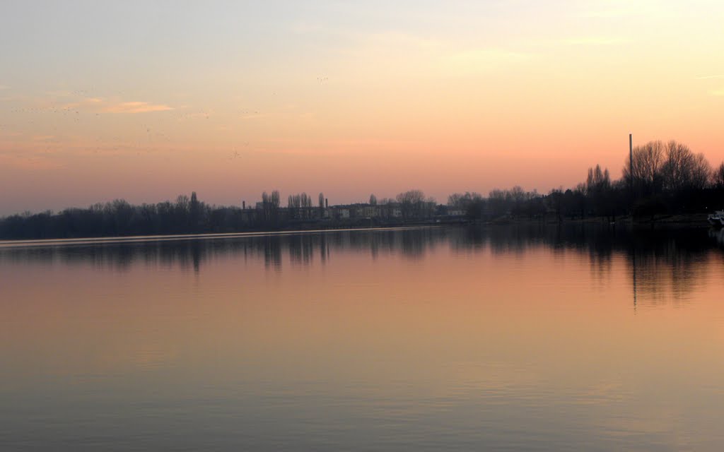 Tramonto sul Lago Inferiore, Mantova by Saverio Panichi